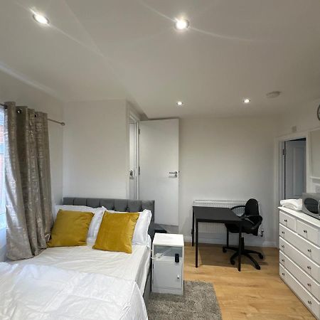 Keedonwood Road Bromley, Rooms With Free Wifi Eksteriør bilde